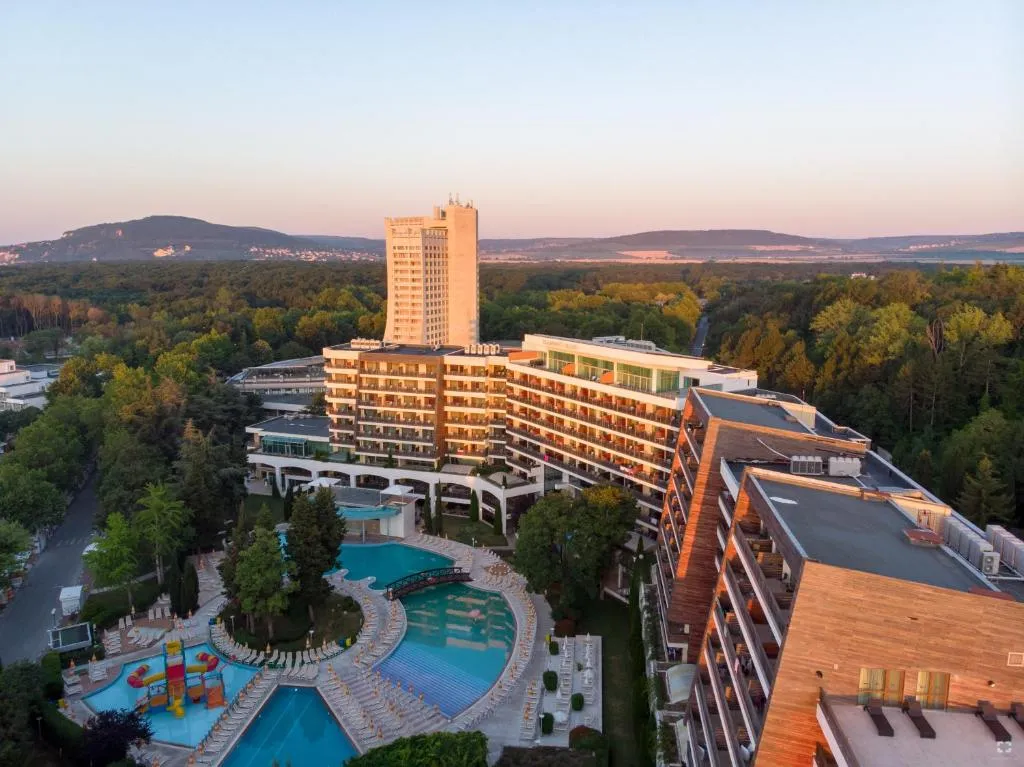 Flamingo Grand Hotel & Spa - Hotel de 5 estrelas em Albena seafront, north section, Albena - photo 1