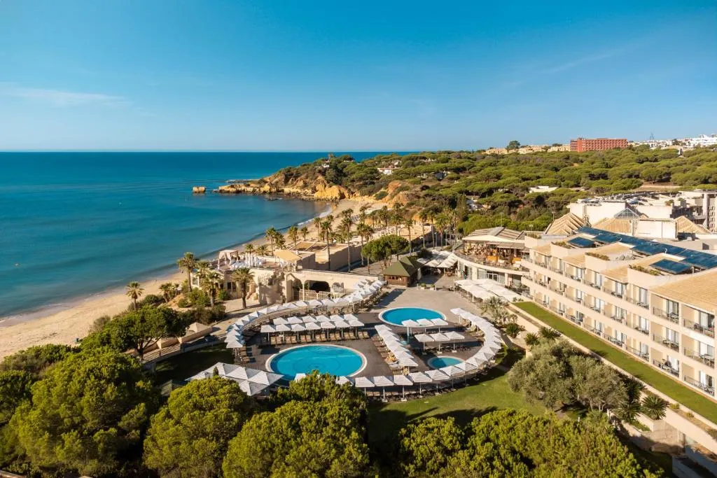 exterior facade and entrance at the hotel, Algarve