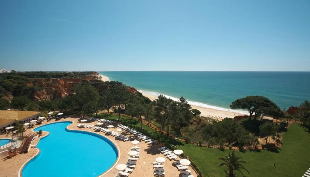 PortoBay Falesia - 4-star hotel in Quinta do Milharó - Olhos D'àgua, Algarve - photo 1
