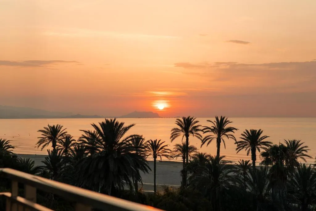 Hotel Almirante - 4-star hotel in Alicante Centro, Alicante - photo 1