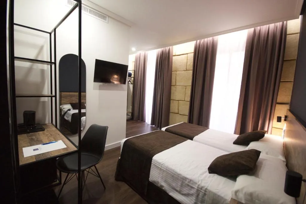 Hotel BH San Francisco Alicante - 3-star hotel in Alicante Centro, Alicante - photo 1