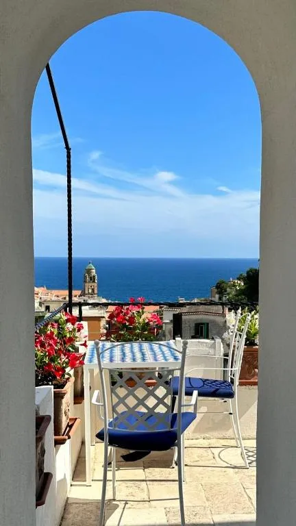 Villa Lara Hotel - Hotel de 4 estrellas en Amalfi clifftop, Amalfi Coast - photo 1
