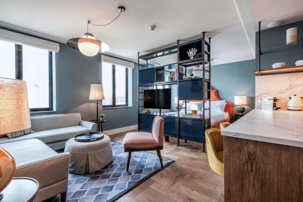 The July - Twenty Eight - 4-star hotel in Oud Zuid, Amsterdam - photo 1