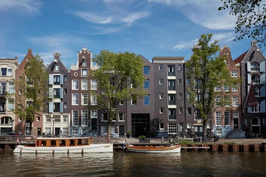Façade des maisons de canal du Pulitzer Amsterdam sur le Prinsengracht
