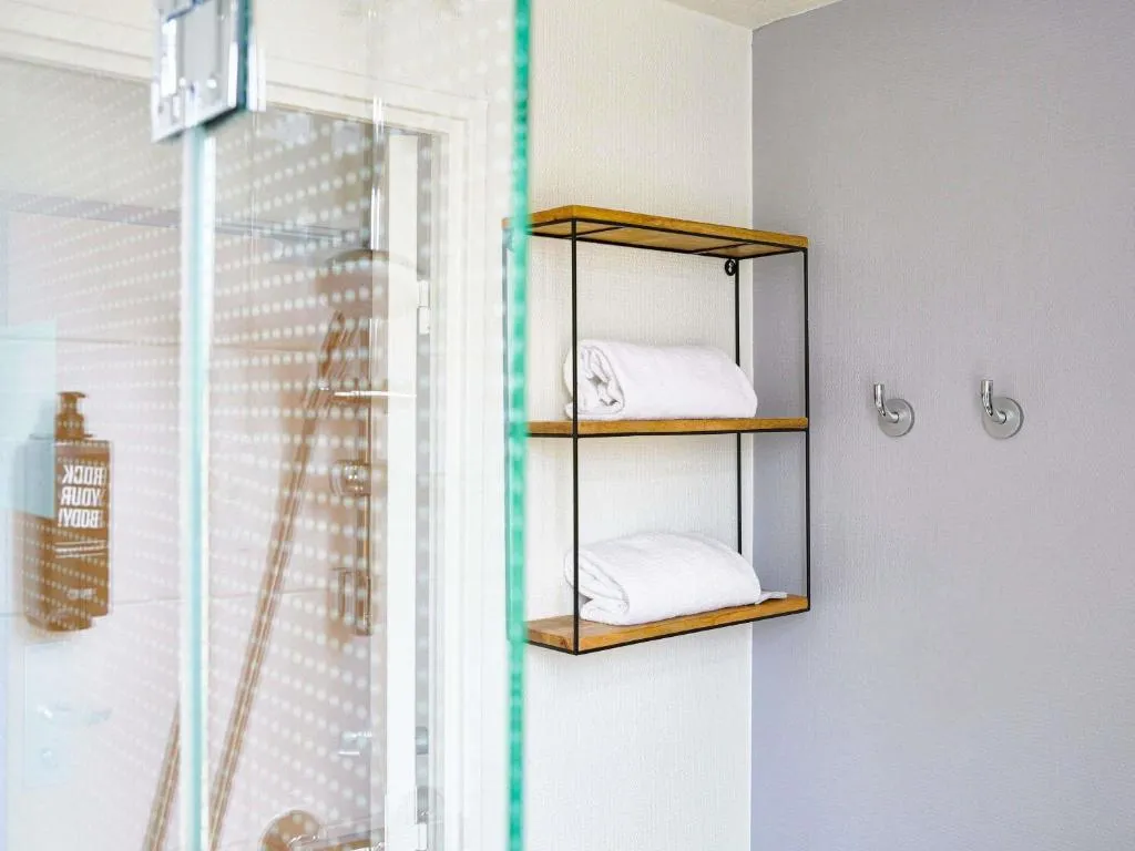 ibis Annecy Centre Vieille Ville - 3-star hotel in Vieille Ville, Annecy - photo 1