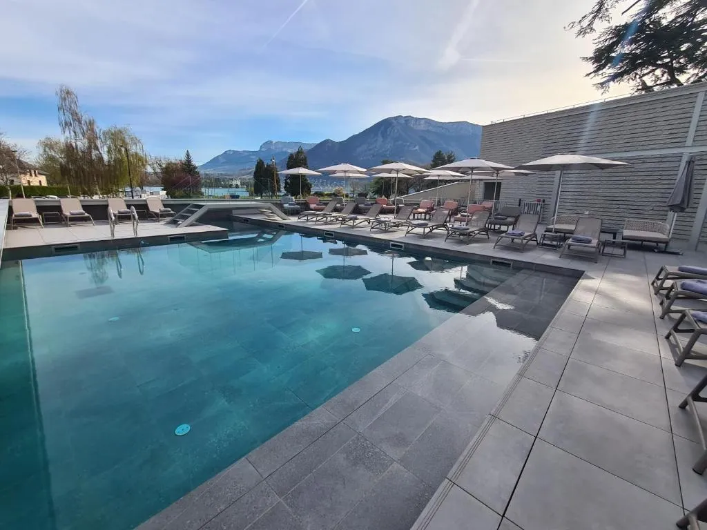 Le Pélican - Hôtel 4 étoiles, Annecy, Annecy - photo 1