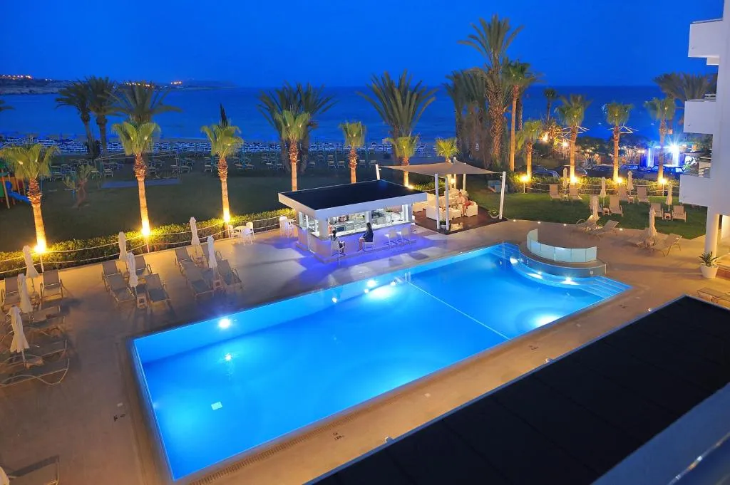 Okeanos Beach Boutique Hotel - 4-star hotel in 1st October Street, Ayia Napa - photo 1