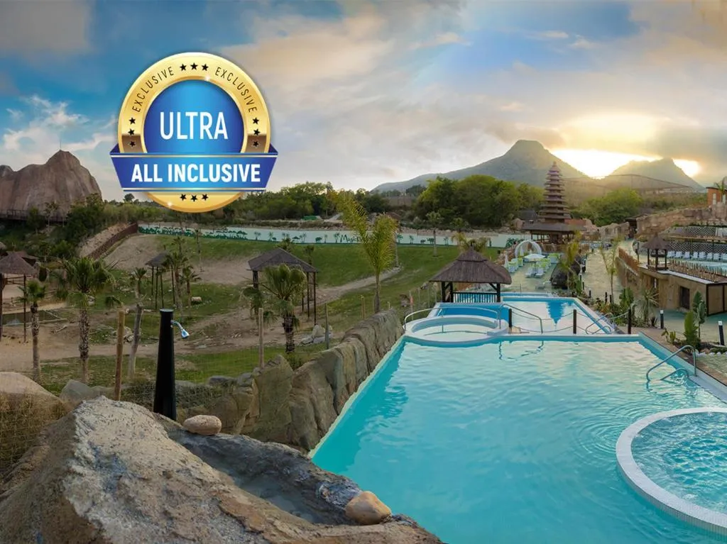 Magic Natura Resort - Hotel de 4 estrellas en Terra Mítica area, Benidorm - photo 1