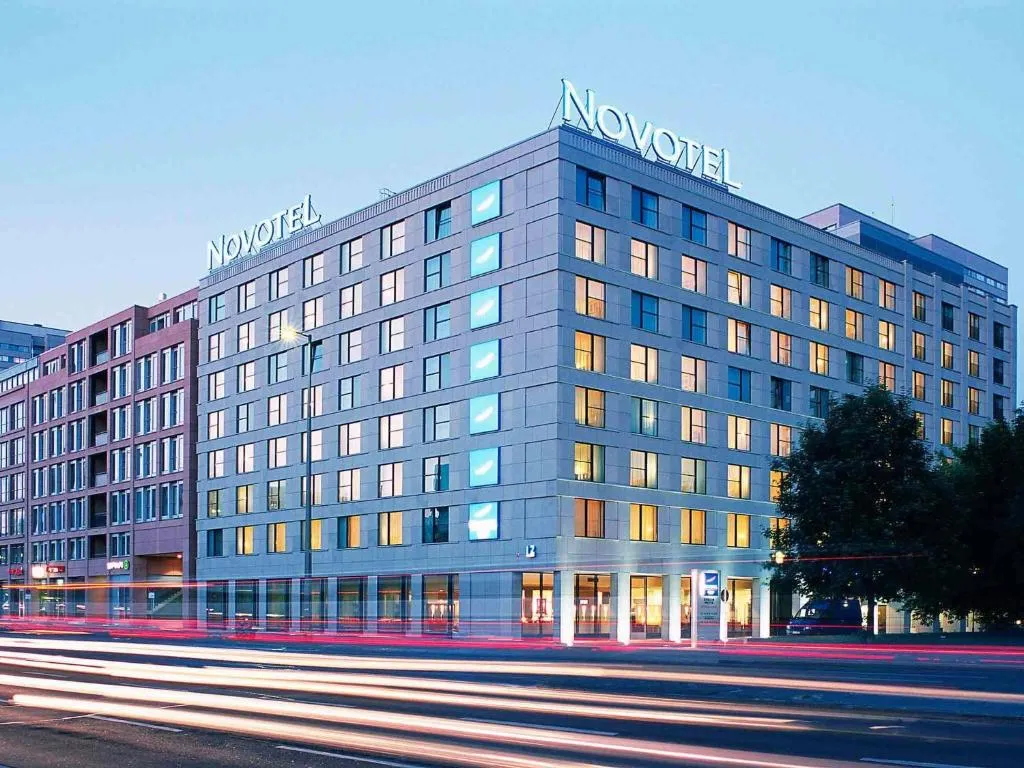 Novotel Berlin Mitte - Hôtel 4 étoiles, Mitte, Berlin - photo 1
