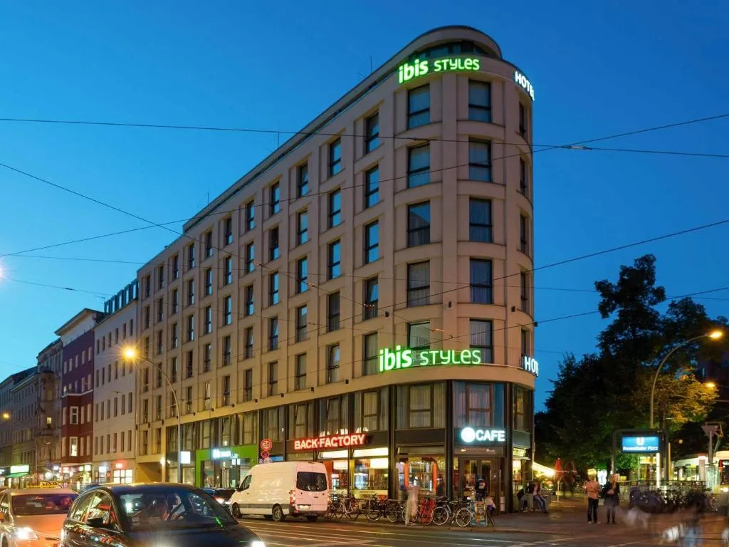 ibis Styles Hotel Berlin Mitte - Hôtel 3 étoiles, Mitte, Berlin - photo 1