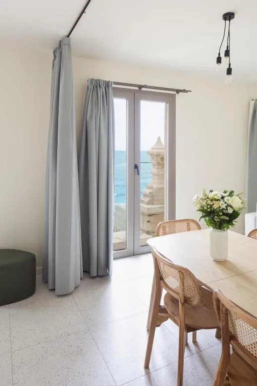 Hôtel La Suite - Hotel de 4 estrelas em Grande Plage, Biarritz - photo 1