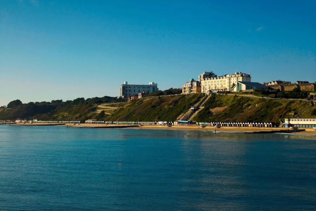 Bournemouth Highcliff Marriott Hotel - 4-star hotel in West Cliff, Bournemouth - photo 1