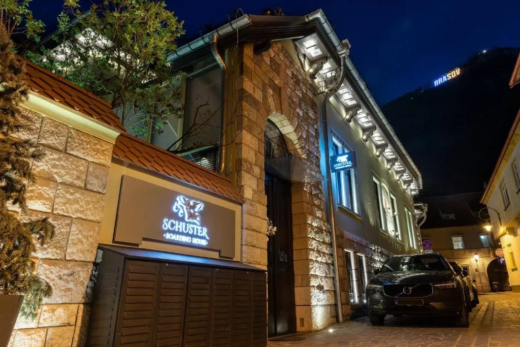 SCHUSTER Boarding House - 3-star hotel in Brasov Old Town (Schei district), Brasov - photo 1