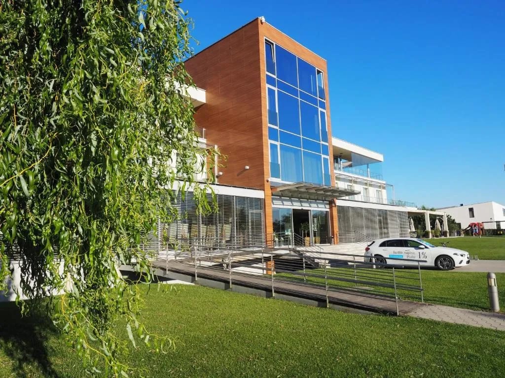 Hotel Ponteo - Activity Park - Hotel de 4 estrellas en Rusovce, Bratislava - photo 1