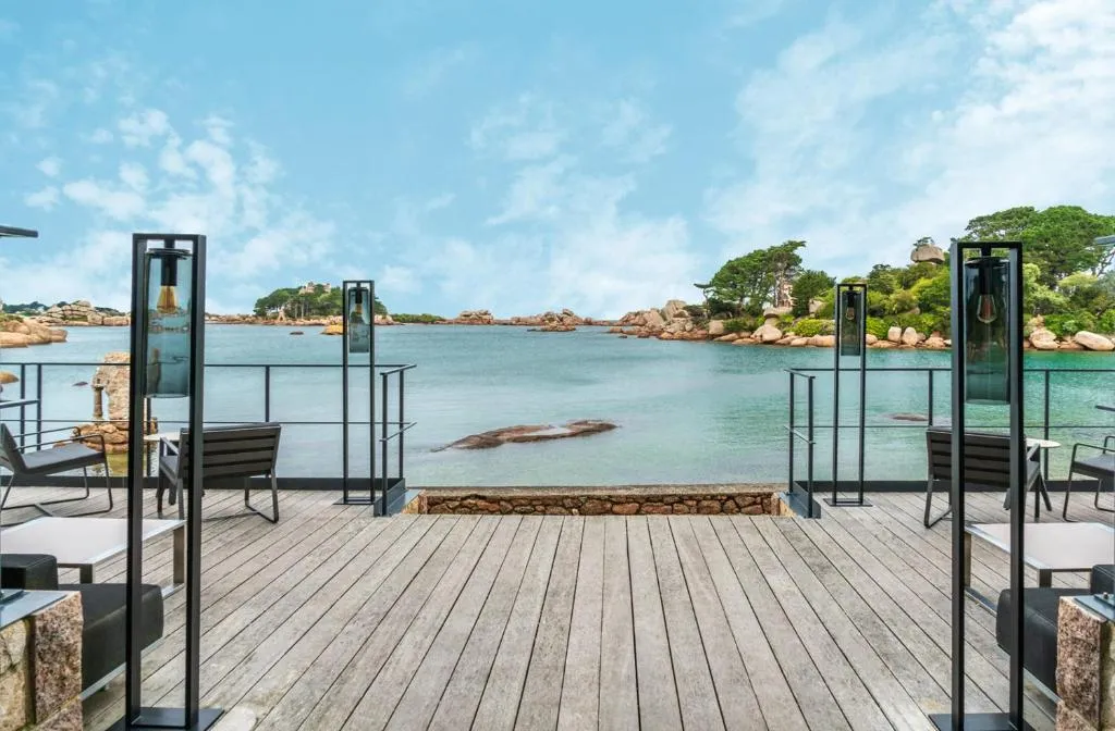 Castel Beau Site - Hotel de 4 estrelas em Plage Saint-Guirec, Perros-Guirec, Brittany - photo 1