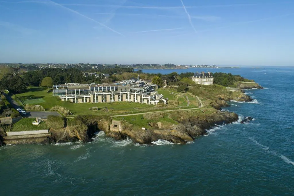 Emeria Dinard Thalasso Spa - 4-star hotel in Saint-Énogat, Dinard, Brittany - photo 1