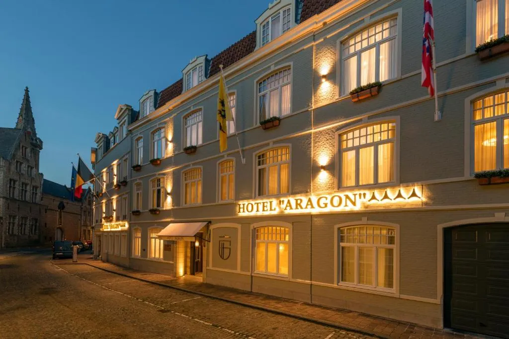 Hotel Aragon - Hotel de 4 estrellas en Historic Centre of Brugge, Bruges - photo 1