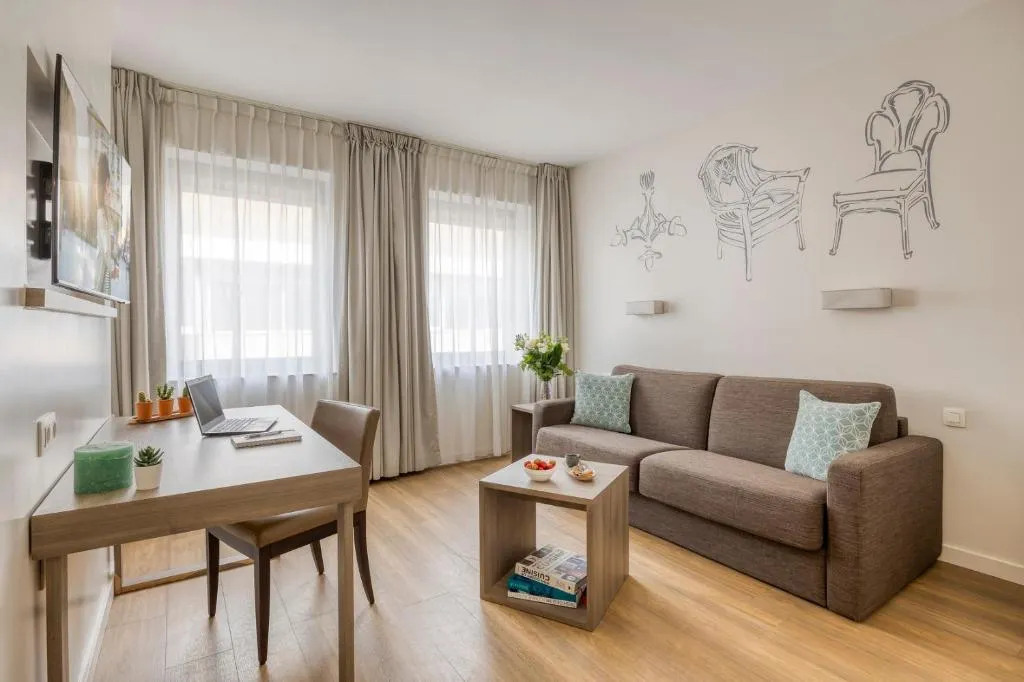 Citadines Toison d'Or Brussels - 3-star hotel in Louise / Saint-Gilles, Brussels - photo 1