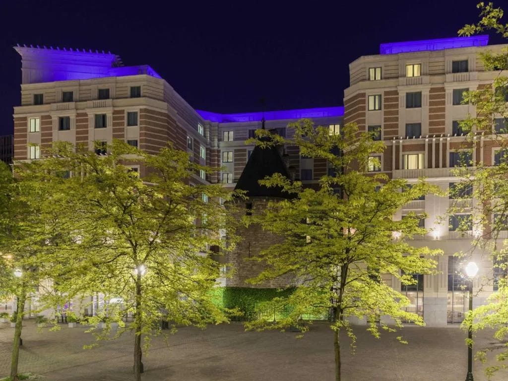 Novotel Brussels City Centre - Hotel de 4 estrelas em Pentagon (Old Town), Brussels - photo 1