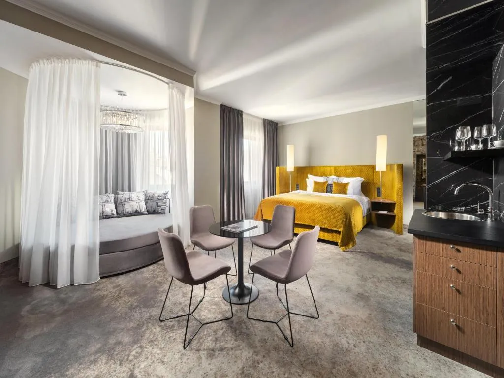 Extérieur du Mamaison Hotel Chain Bridge près du Danube, Budapest