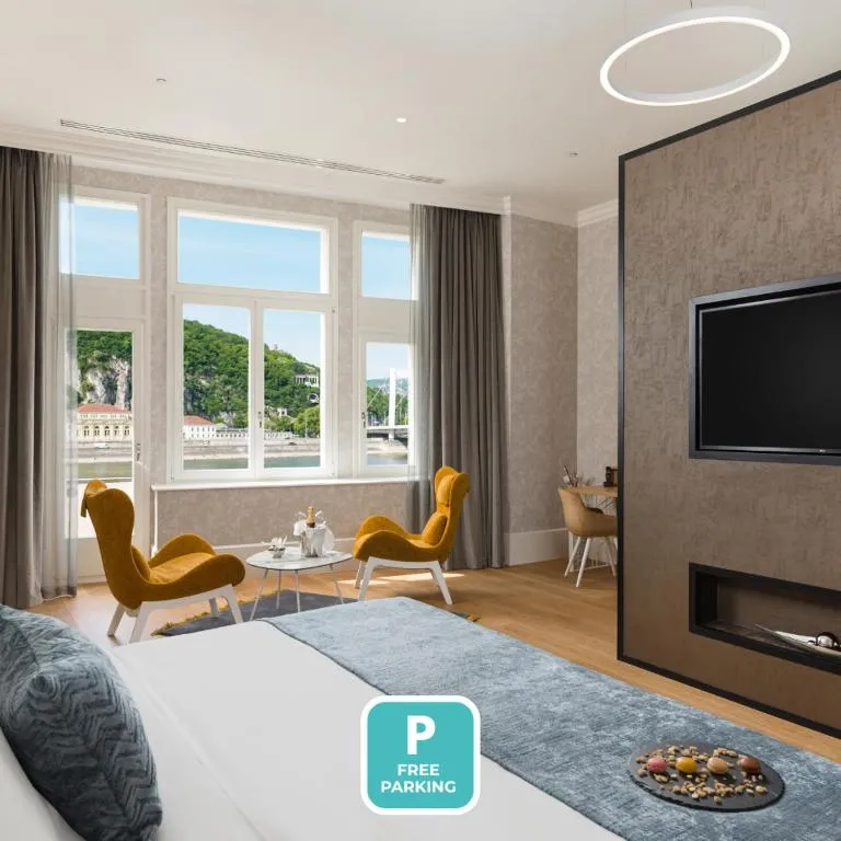 Hotel Vision Budapest - 4-star hotel in Belgrád rakpart, on the Danube promenade, Budapest - photo 1