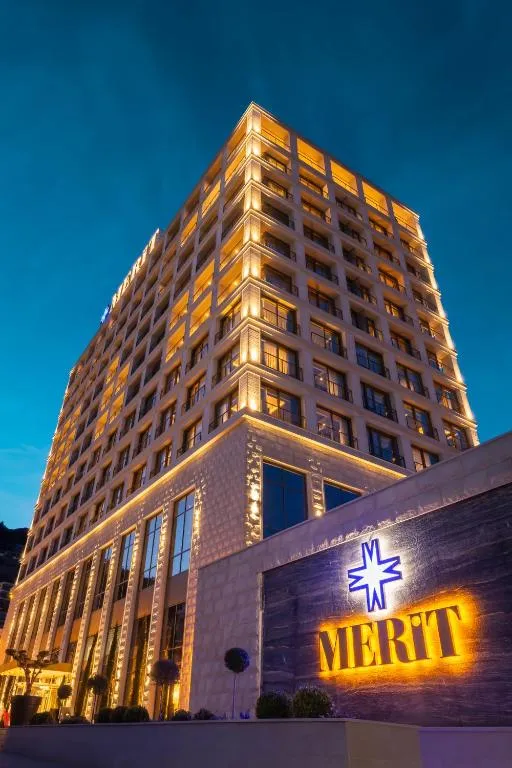 Merit Starlit Hotel & Residences - Hotel de 5 estrellas en Mediteranska 4, Budva - photo 1