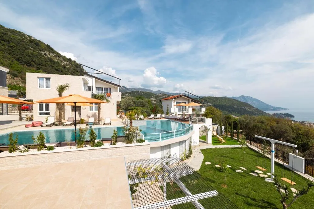 Hotel Reset - 4-star hotel in Ulica BB, Budva - photo 1