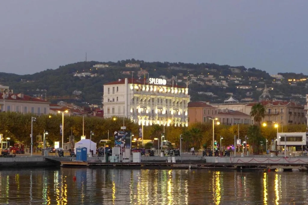 Hotel Splendid - Hotel de 4 estrelas em Old Port, Cannes - photo 1
