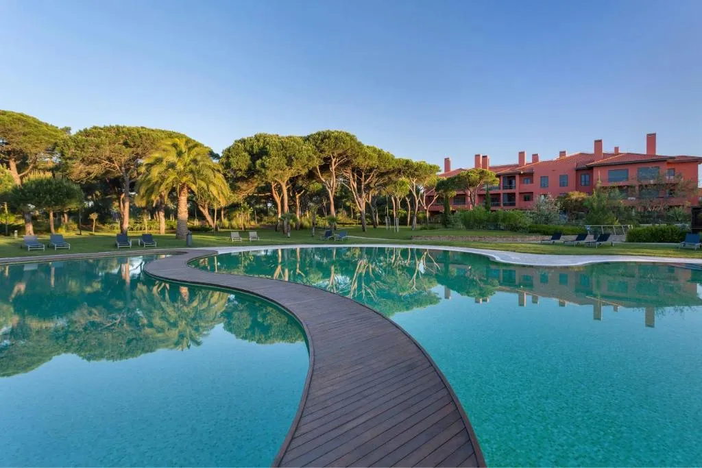 Sheraton Cascais Resort - Hotel & Residences - Hotel de 5 estrellas en Quinta da Marinha, Cascais - photo 1