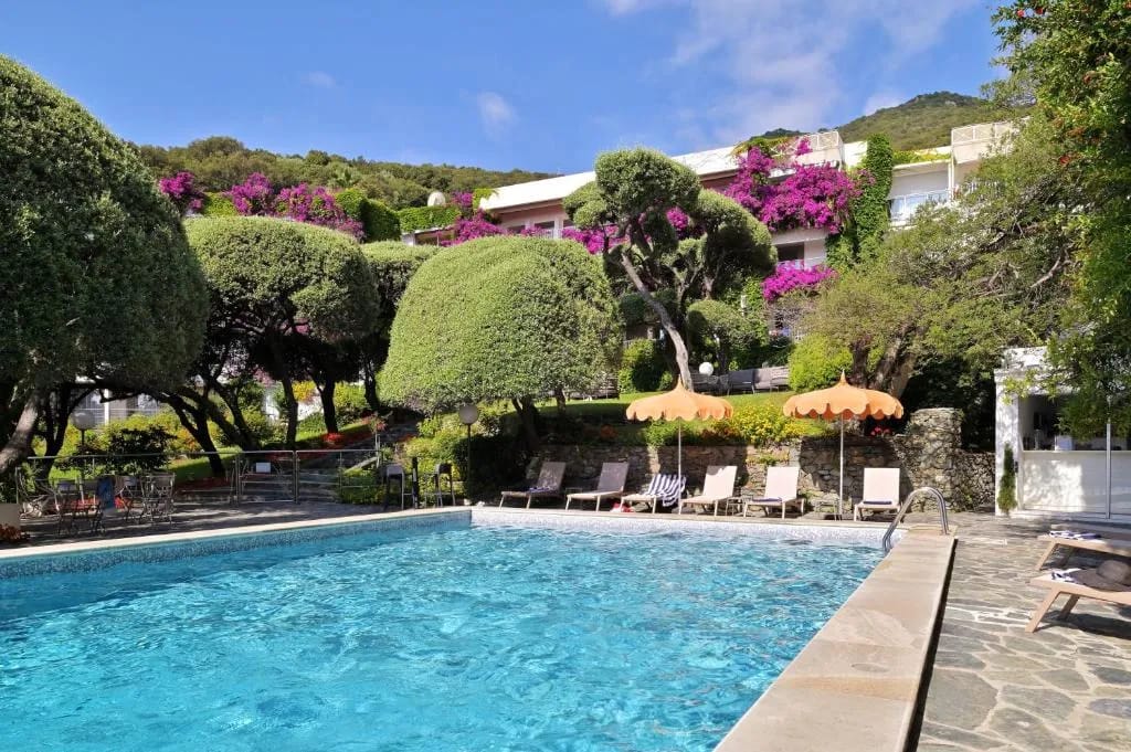Hôtel Pietracap - Hôtel 4 étoiles, Pietranera, Bastia, Corsica - photo 1