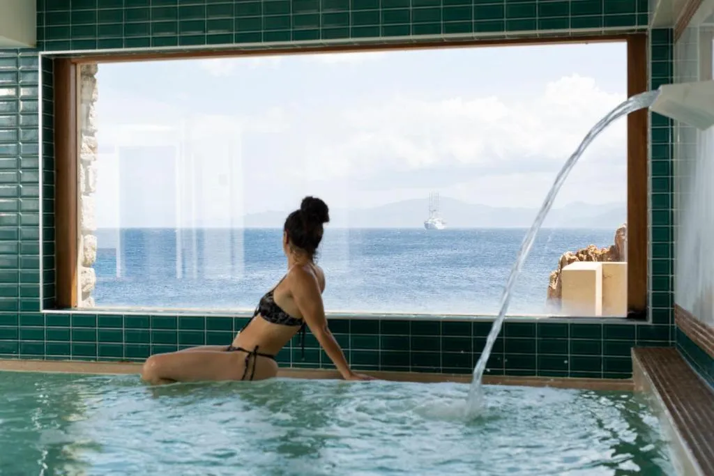 Hotel La Pietra Restaurant & Spa - 3-star hotel in L'Île-Rousse, Corsica - photo 1