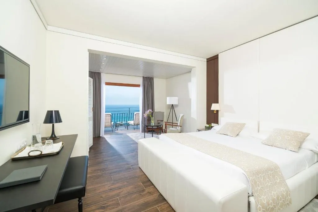 Hotel Santa Marta - Hotel de 5 estrelas em Santa Cristina, Lloret de Mar, Costa Brava - photo 1