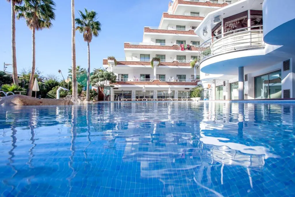 Hotel Indalo Park - Hotel de 4 estrelas em Santa Susanna centre, Costa Brava - photo 1