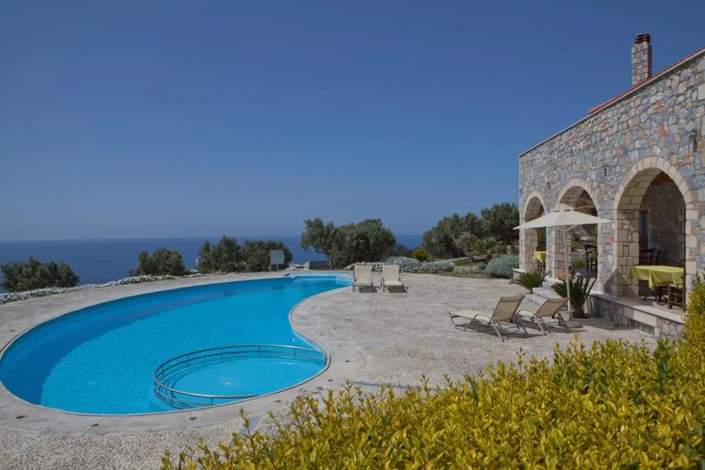 Pegasus Resort - 3-star hotel in Agia Paraskevi, Crete - photo 1