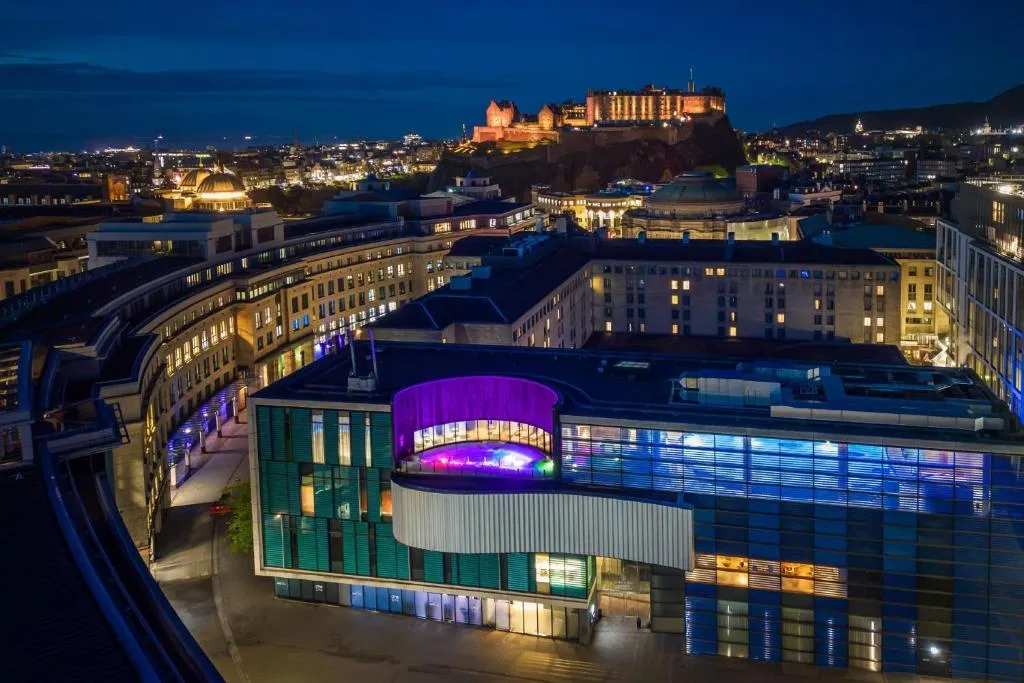 Sheraton Grand Hotel & Spa - Hôtel 5 étoiles, Festival Square / West End, Edinburgh - photo 1