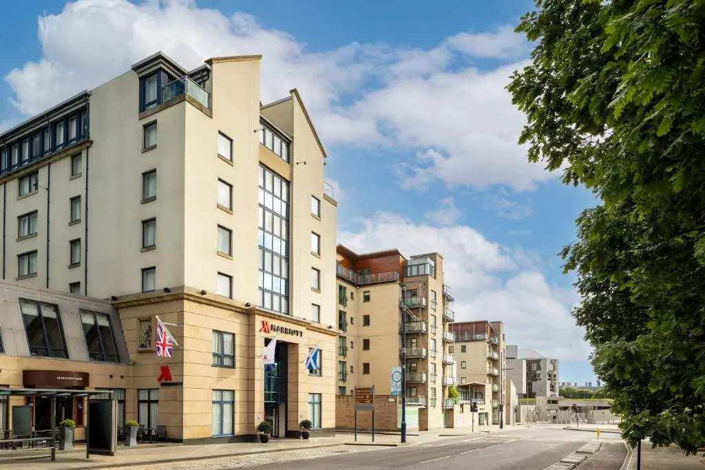 Edinburgh Marriott Hotel Holyrood - 4-star hotel in Old Town / Holyrood, Edinburgh - photo 1