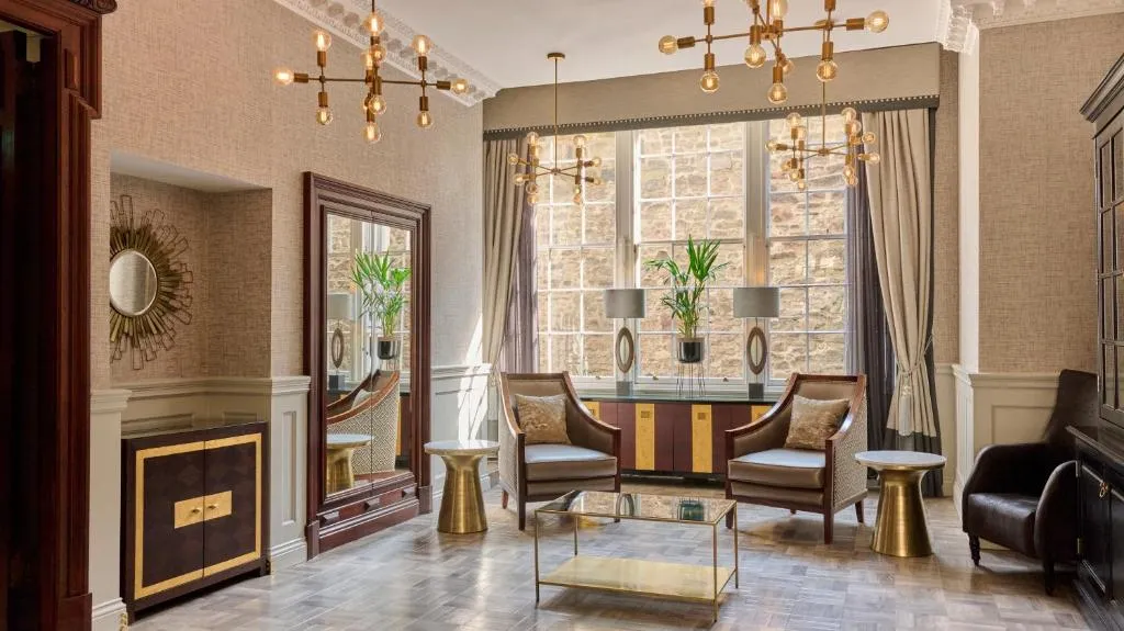 Fraser Suites Edinburgh - 4-star hotel in Old Town / St Giles, Edinburgh - photo 1
