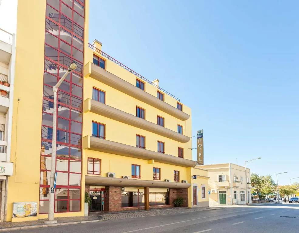 Best Western Hotel Dom Bernardo - 3-star hotel in Rua General Teófilo da Trindade, 20, 8000-356 Faro, Portugal, Faro - photo 1