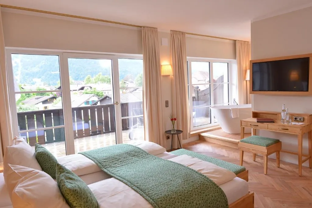 Biohotel Garmischer Hof - Hotel de 4 estrelas em Garmisch-Partenkirchen, Garmisch-Partenkirchen - photo 1