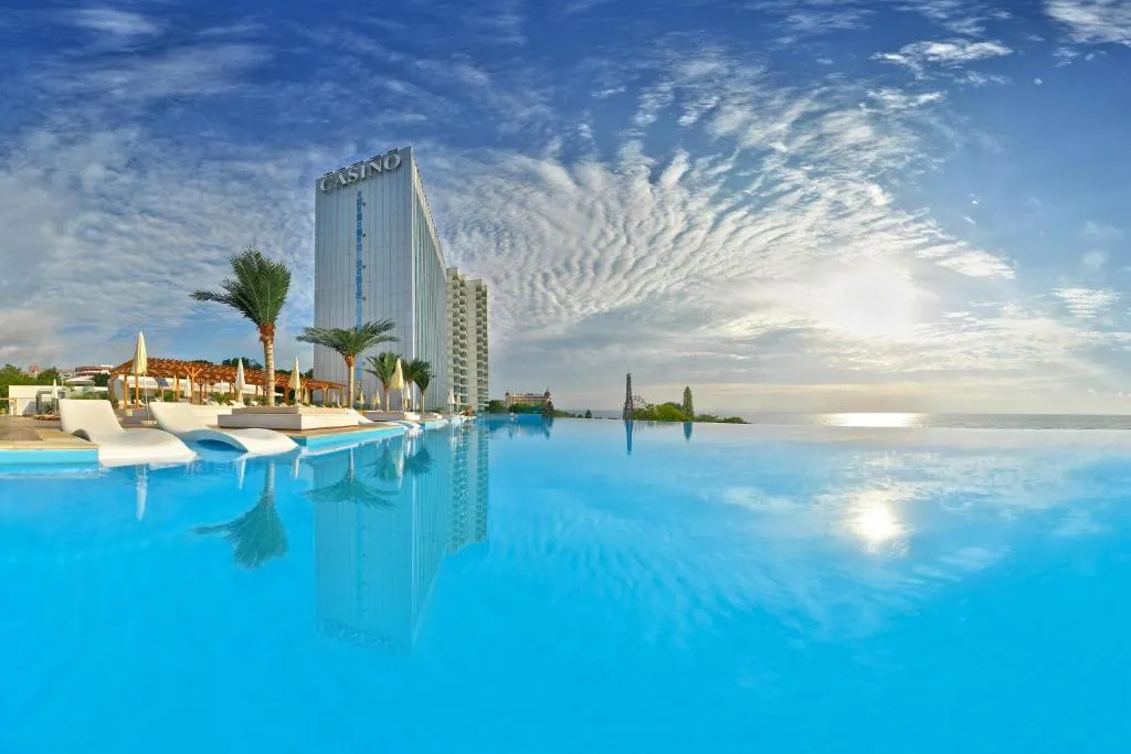 International Hotel Casino & Tower Suites - Hotel de 5 estrelas em Golden Sands Resort, Golden Sands - photo 1