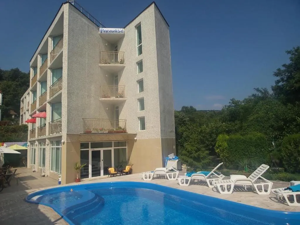Hotel Paradise - 3-star hotel in Golden Sands Resort, Golden Sands - photo 1