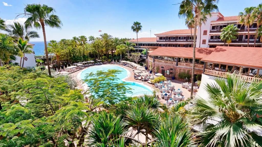 Hotel Parque Tropical - 4-star hotel in Playa del Ingles, Gran Canaria - photo 1