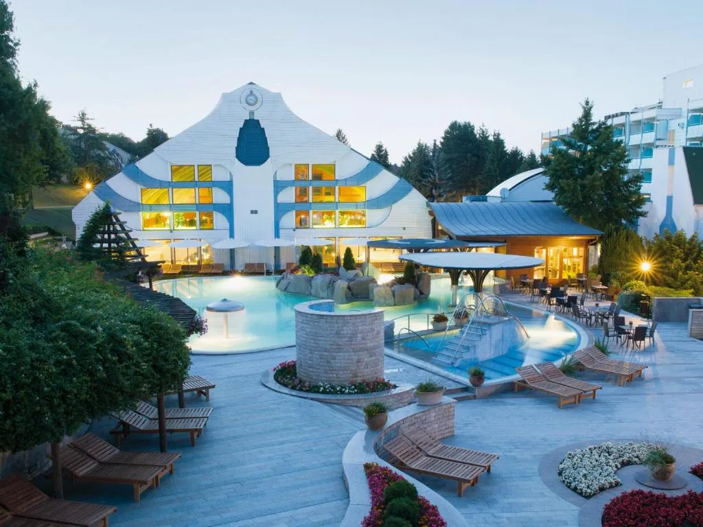 Hotel Carbona Thermal Spa - Hotel de 4 estrellas en Heviz Centre, Heviz - photo 1