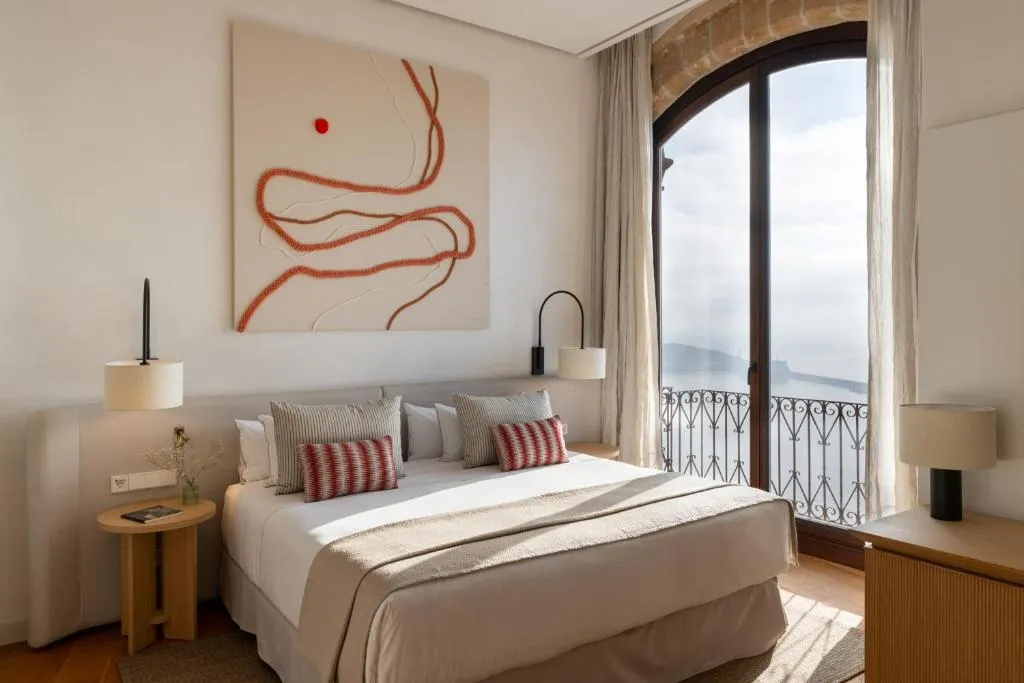 Parador de Ibiza - Hotel de 4 estrellas en Talamanca, Ibiza - photo 1