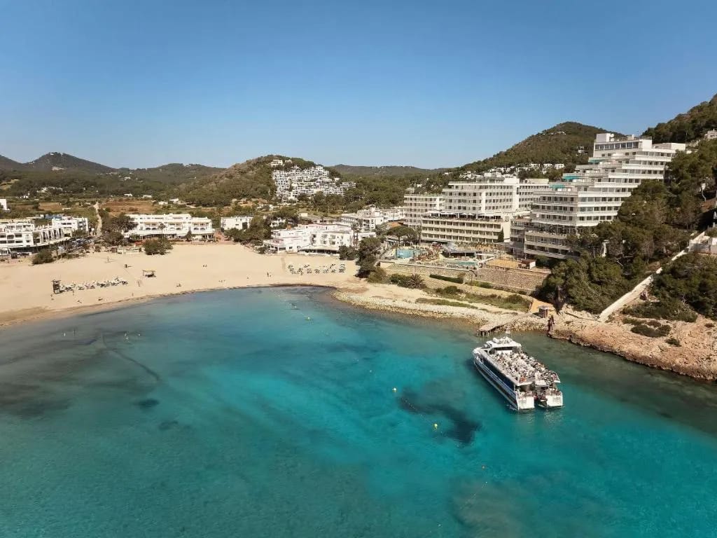 Hyde Hotel Ibiza Beach Resort by Accor - Hotel de 4 estrelas em Cala Llonga, Ibiza - photo 1