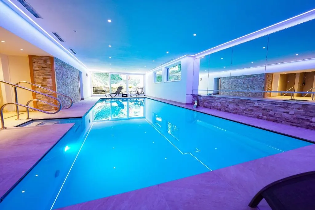 Hotel Sonnhof - 4-star hotel in Innsbruck, Innsbruck - photo 1