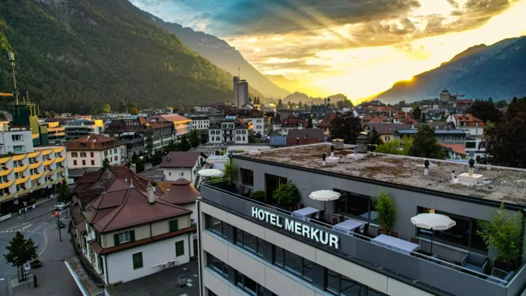 Hotel Merkur - 3-star hotel in Interlaken, Interlaken - photo 1