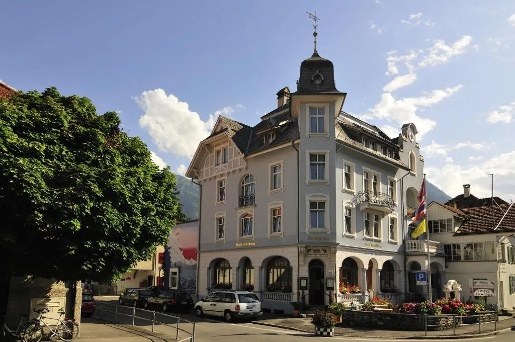 Hotel Lötschberg - Hotel de 3 estrelas em General-Guisan-Strasse, Interlaken - photo 1