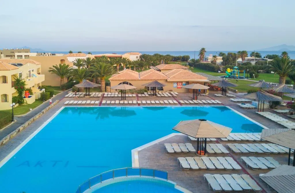 Una de las ocho piscinas del Akti Beach Club, Kardamena Kos
