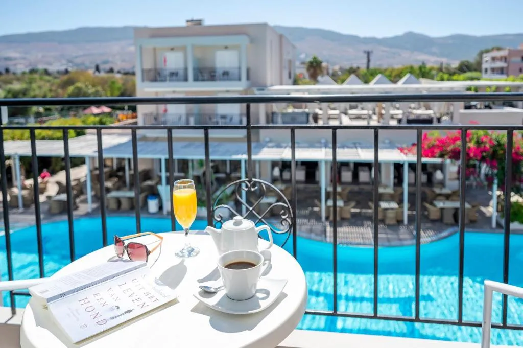 Piscine principale du Peridis Family Resort, Kos Town